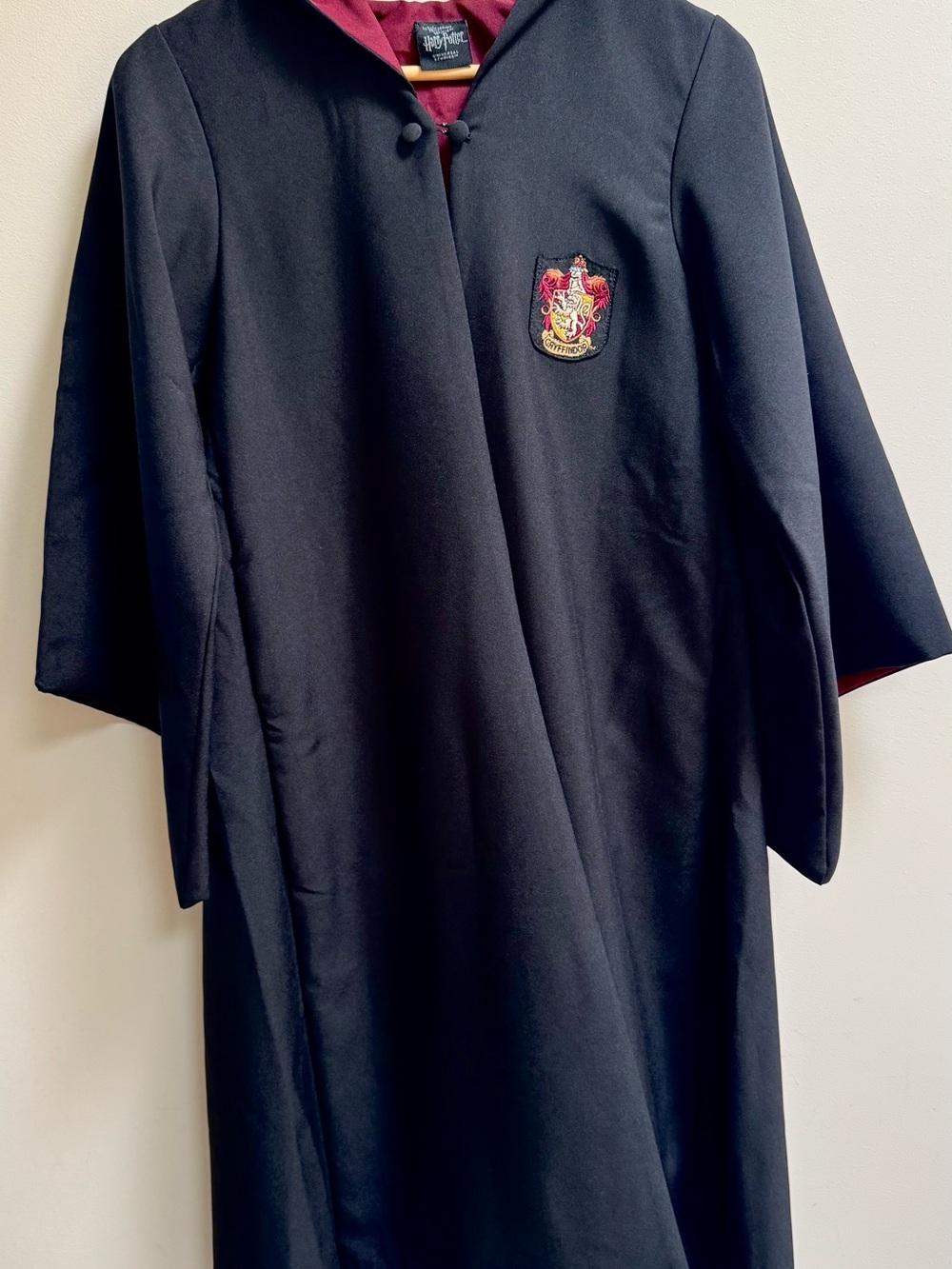 Universal Studios Harry Potter
Gryffindor Hooded Cloak Youth Size
XXS Black